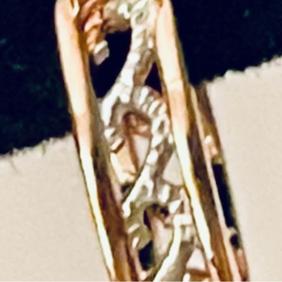 18k Gold Hoop Earrings - Picture 4 of 5